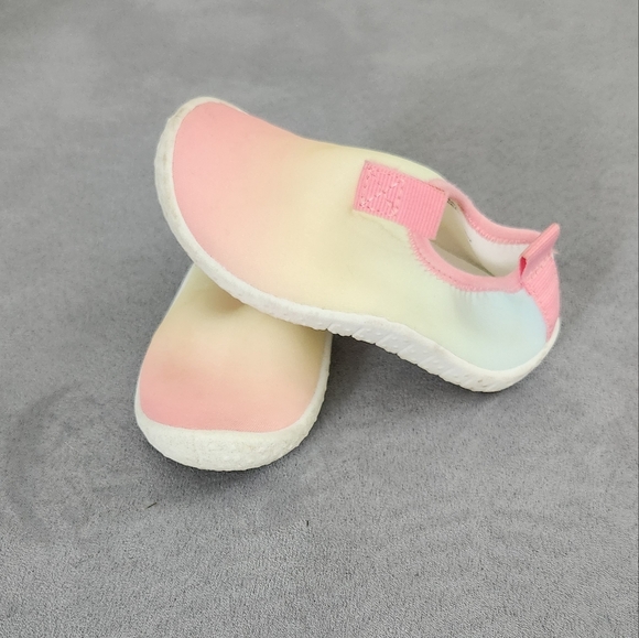 Water shoes girls toddler size 5 - Picture 1 of 4